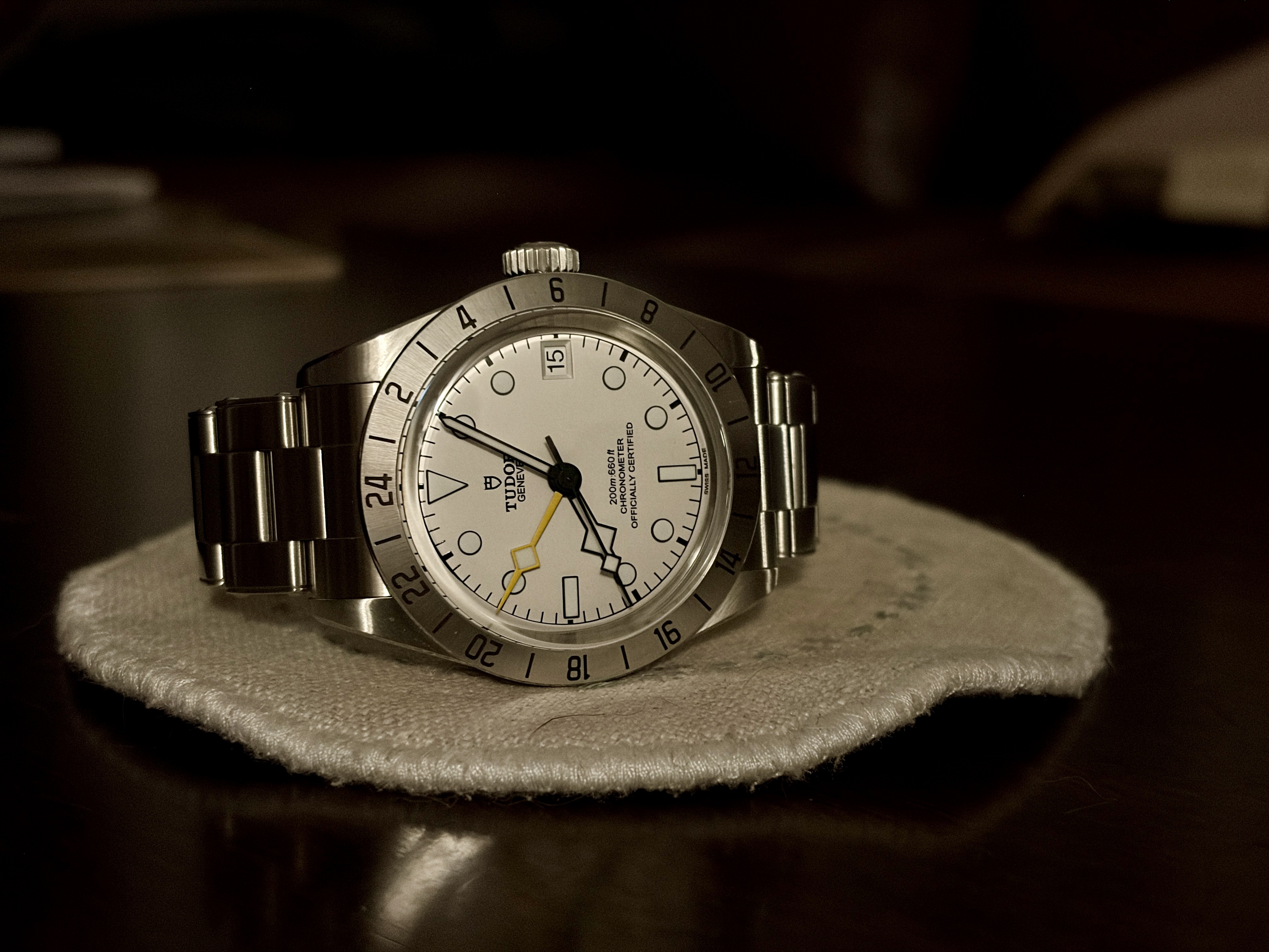 Tudor Black Bay Pro cadran blanc : infos, questions et liens - Page 7 W2rv