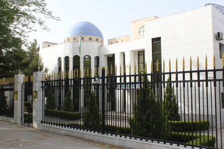 Proposition d'ambassade talar à Annos.