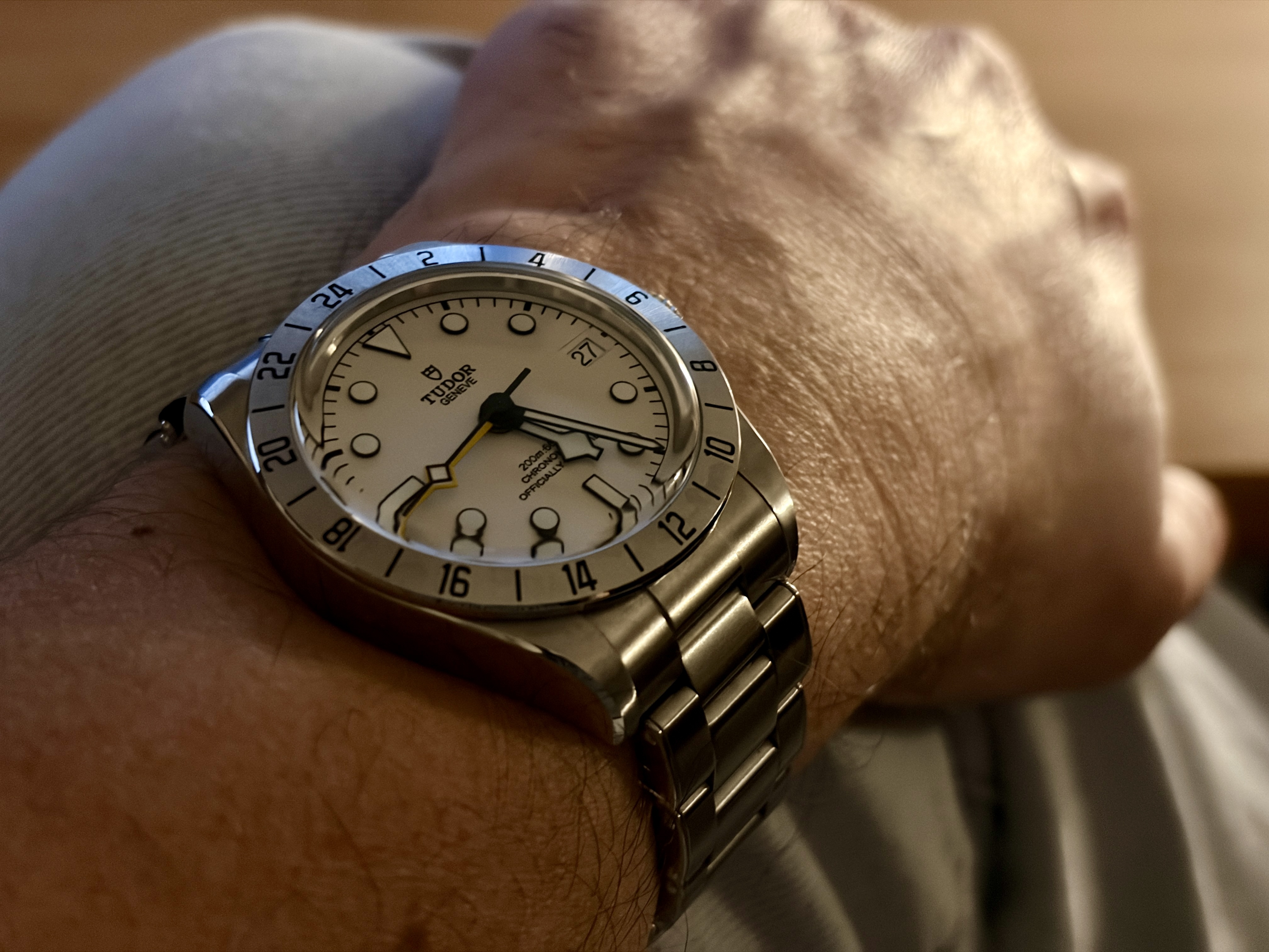 Tudor Black Bay Pro cadran blanc : infos, questions et liens - Page 9 Oy5i