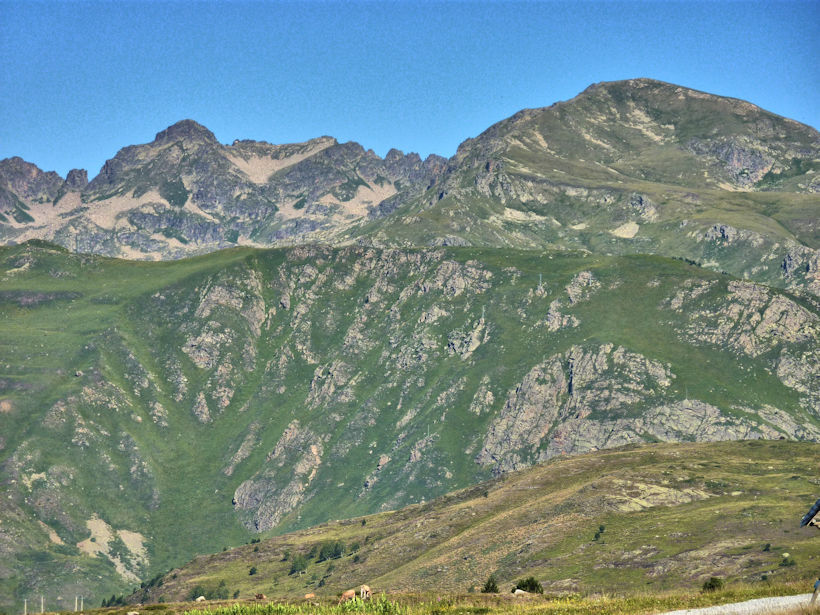 https://zupimages.net/up/26/09/0bmq.jpg