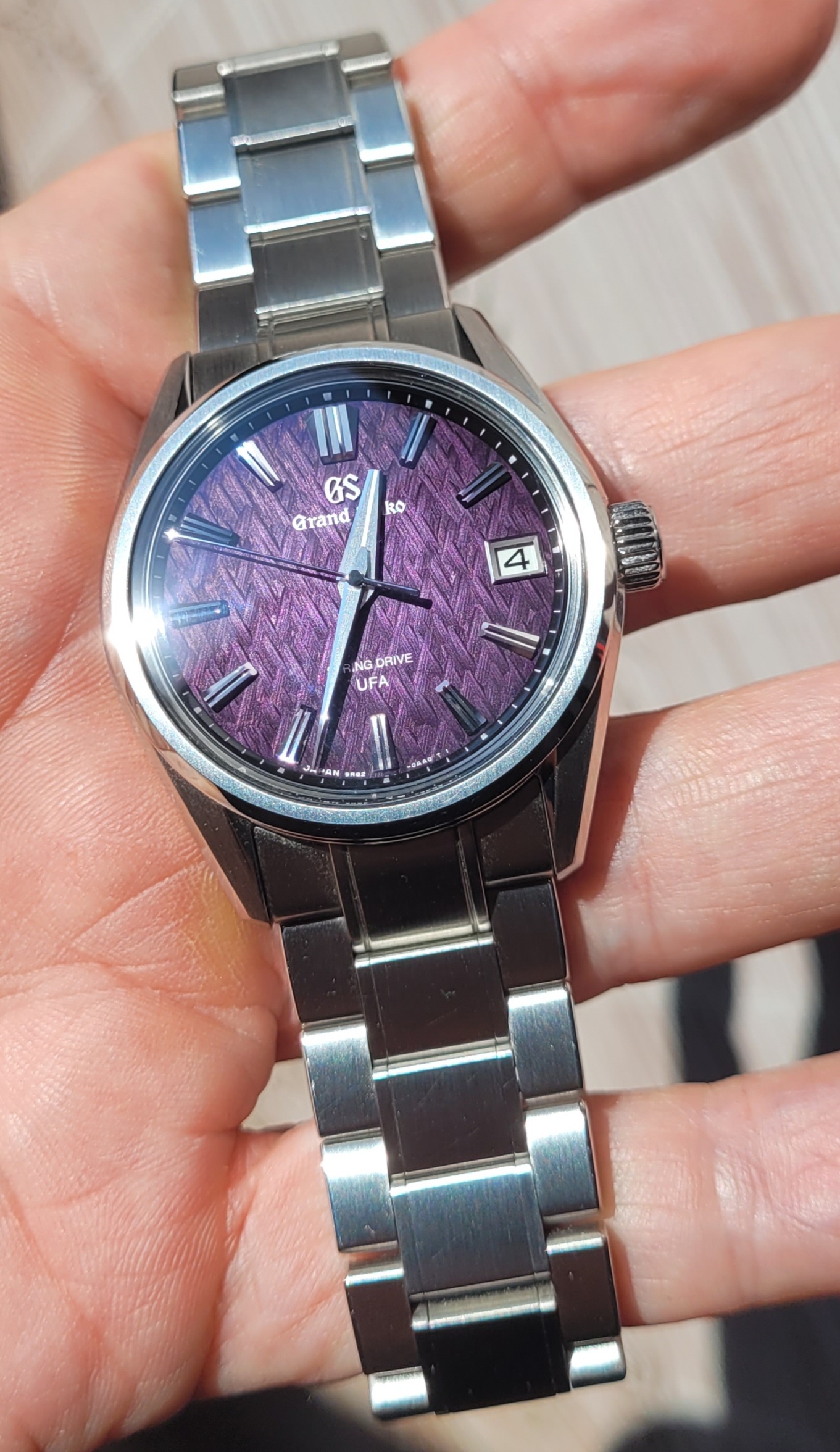 Le club des heureux propriétaires de Grand-Seiko Tome XVIII - Page 28 Att5