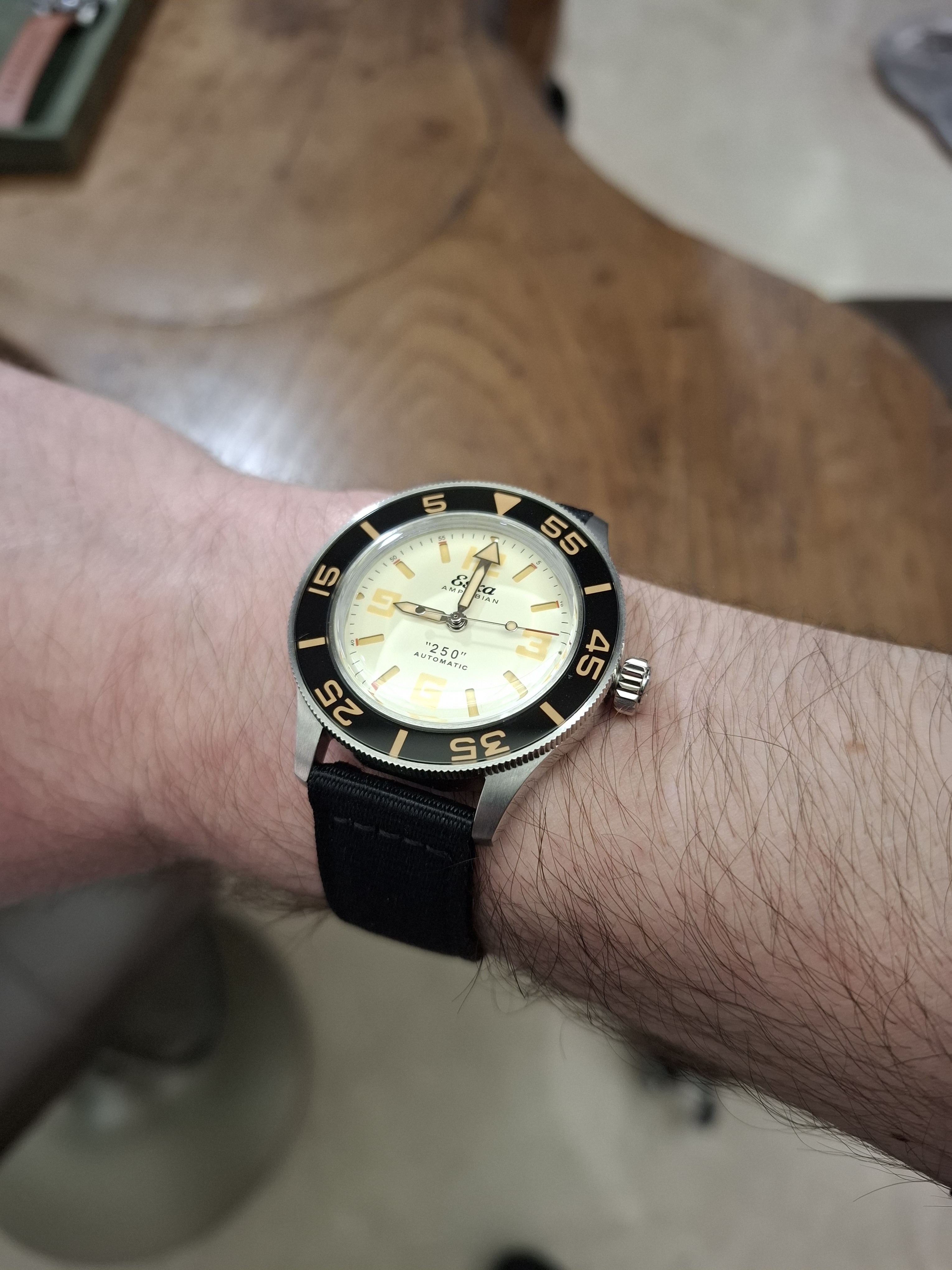 Le Club des Heureux Propriétaires d’Eska Amphibian - Page 9 T0ue