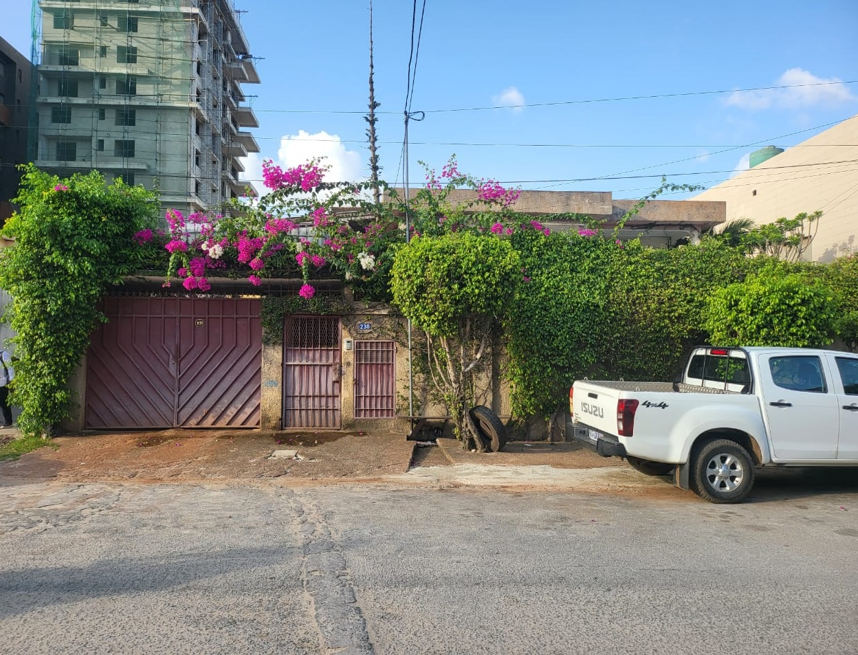 Villa moderne Zone 4 C