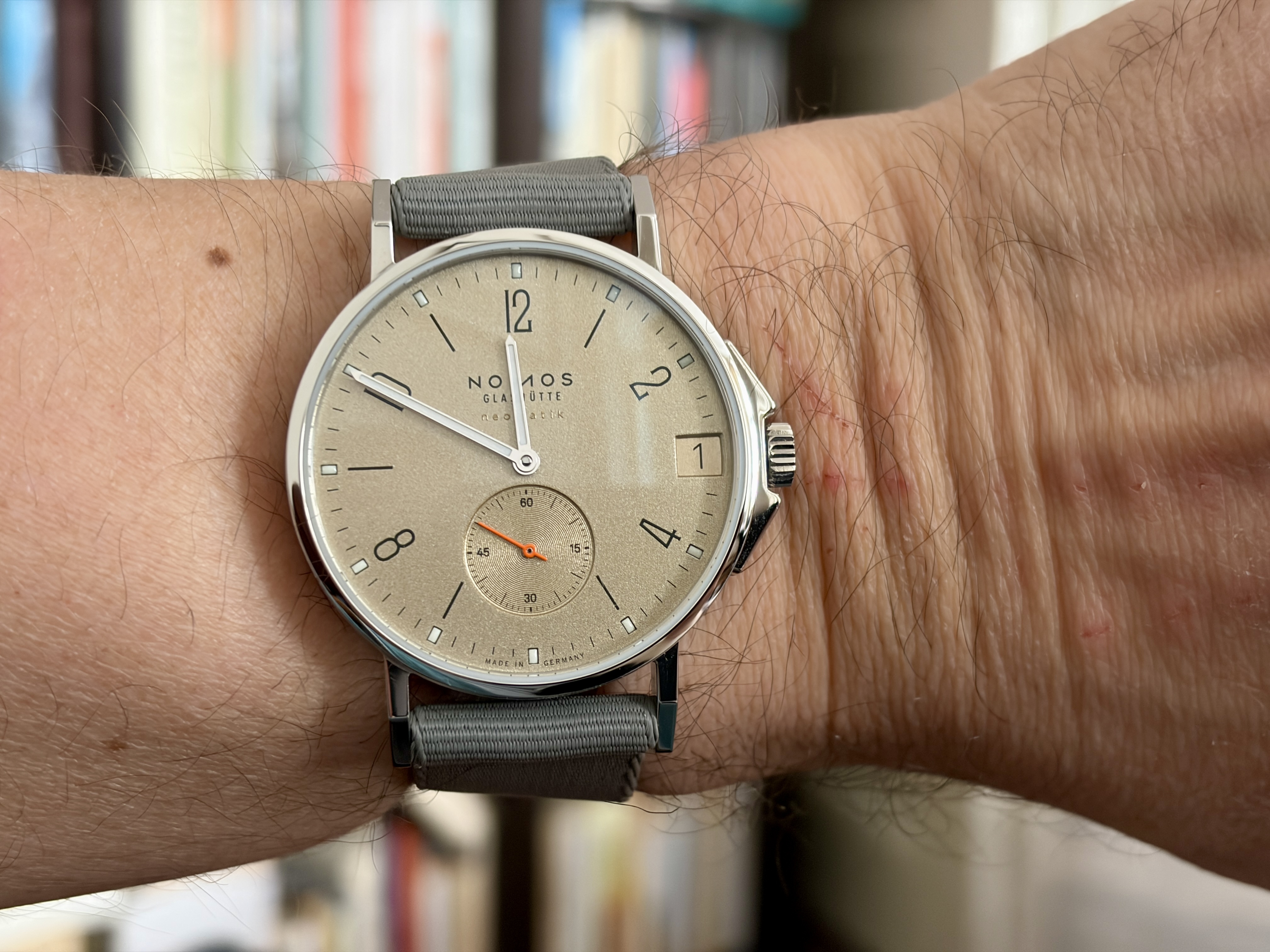 La montre du vendredi 1er mai 2026 3q7i