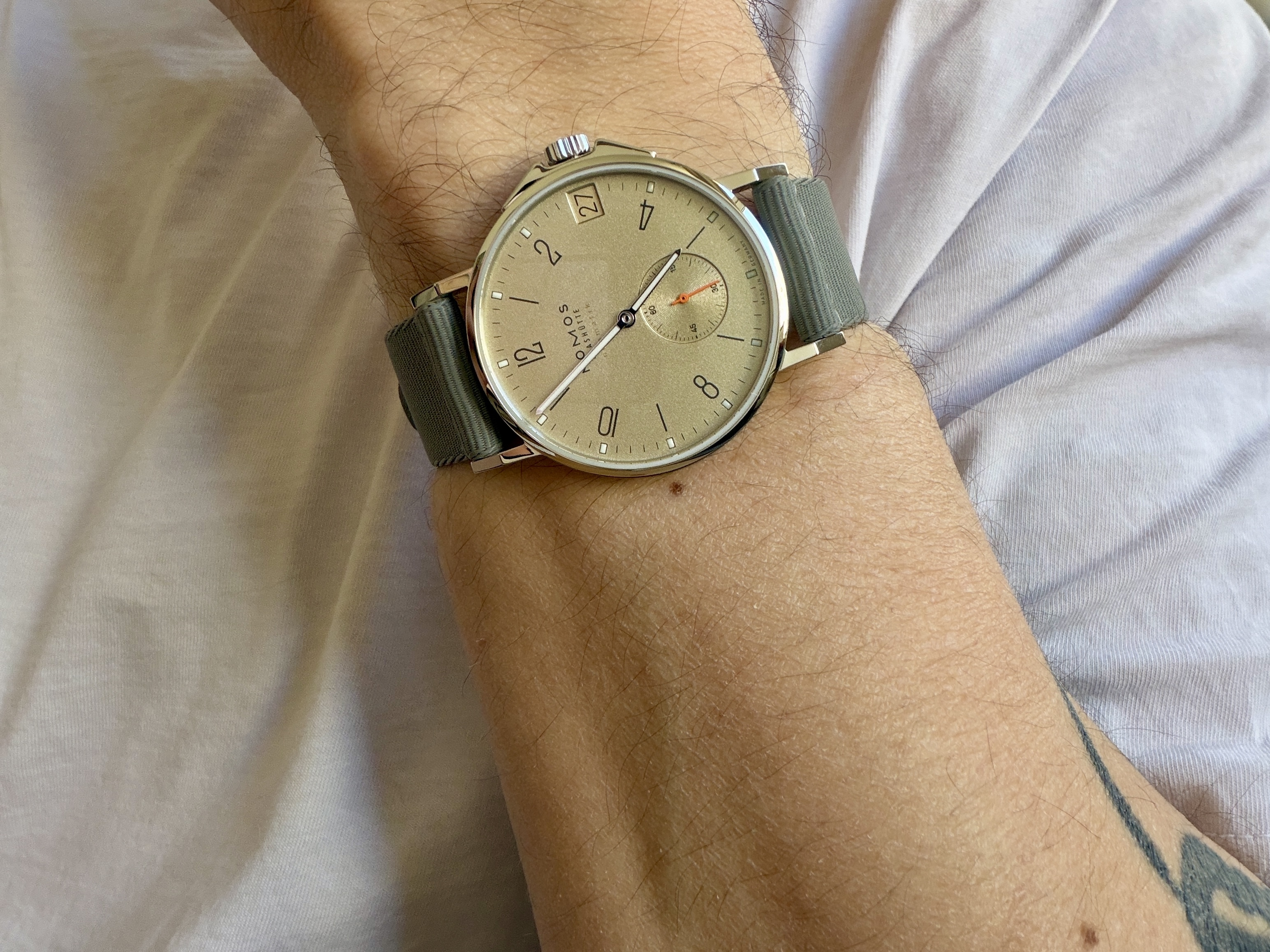 **** La montre du jour ! Vol. 44 **** - Page 36 5qxw