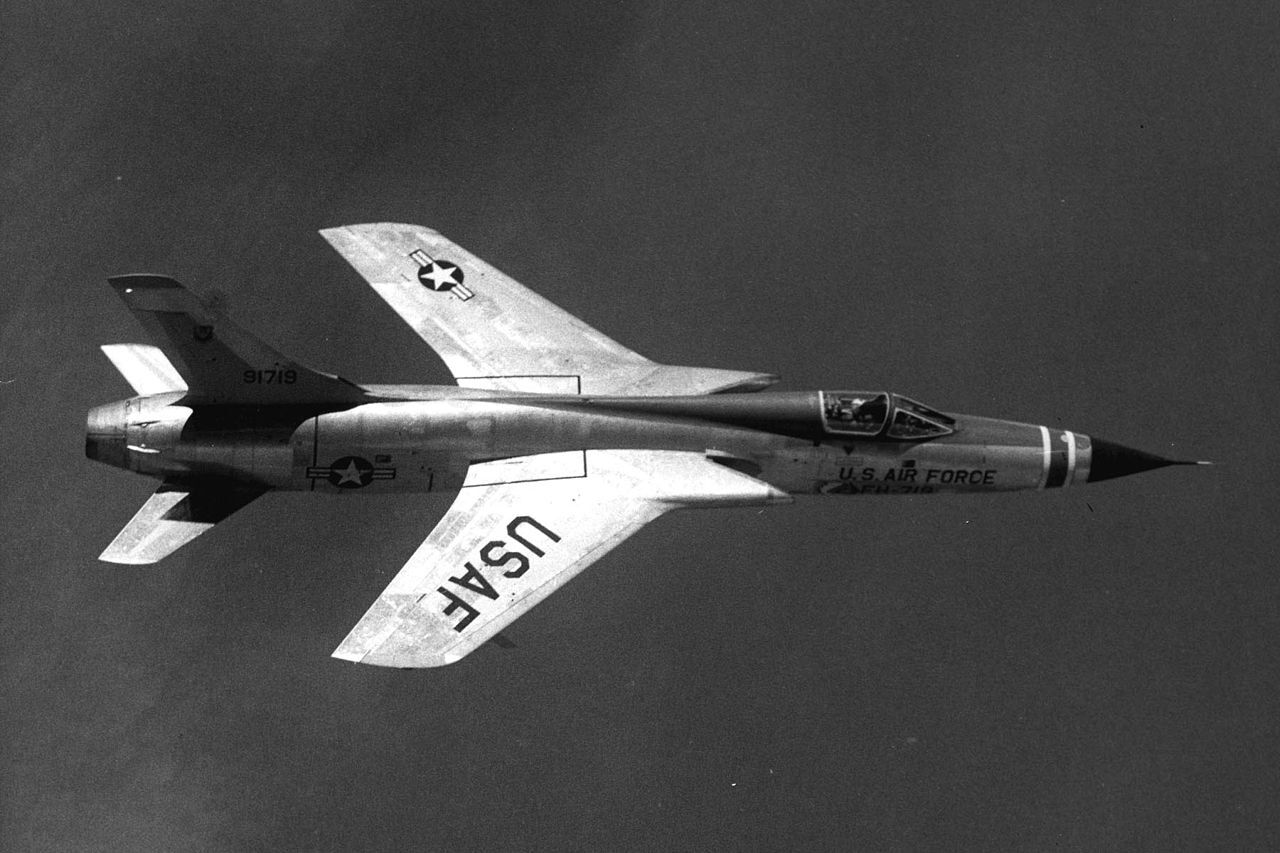 Un Viggen évoluant durant les périodes de test Un Viggen évoluant durant les périodes de test