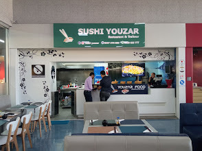 Sushi Youzar Hay Riad
