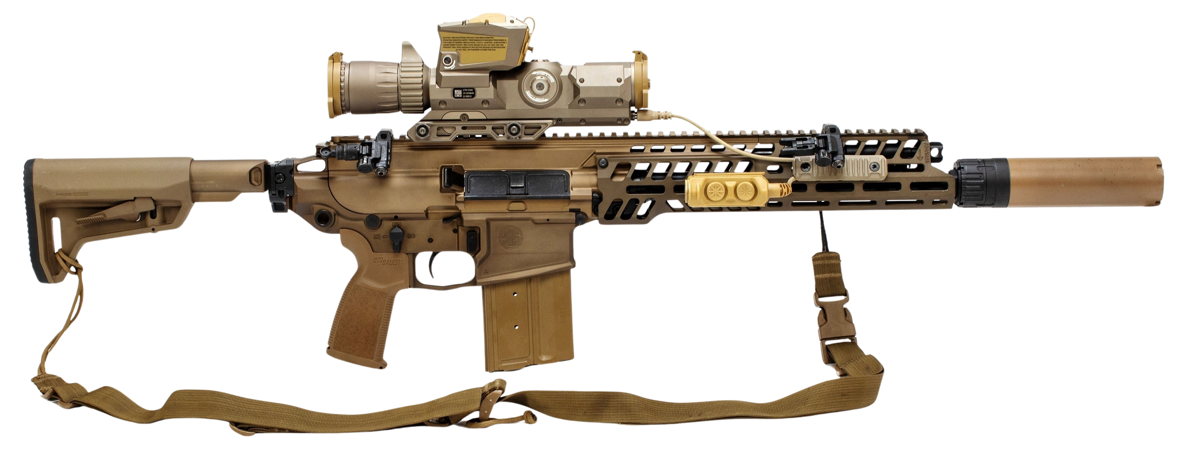 Une image du fusils d'assaut PW 65, avec une bandoullière, son optique de tir longue portée standard, et son silencieux de combat.