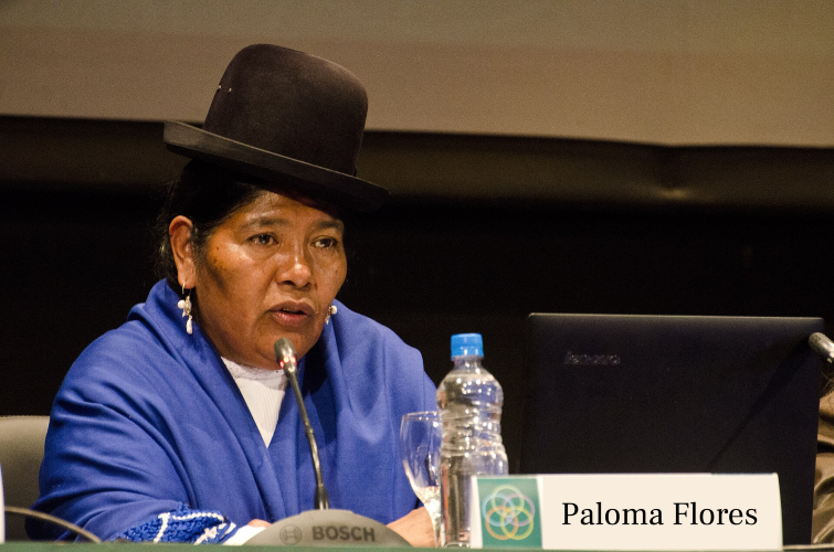 Paloma Flores