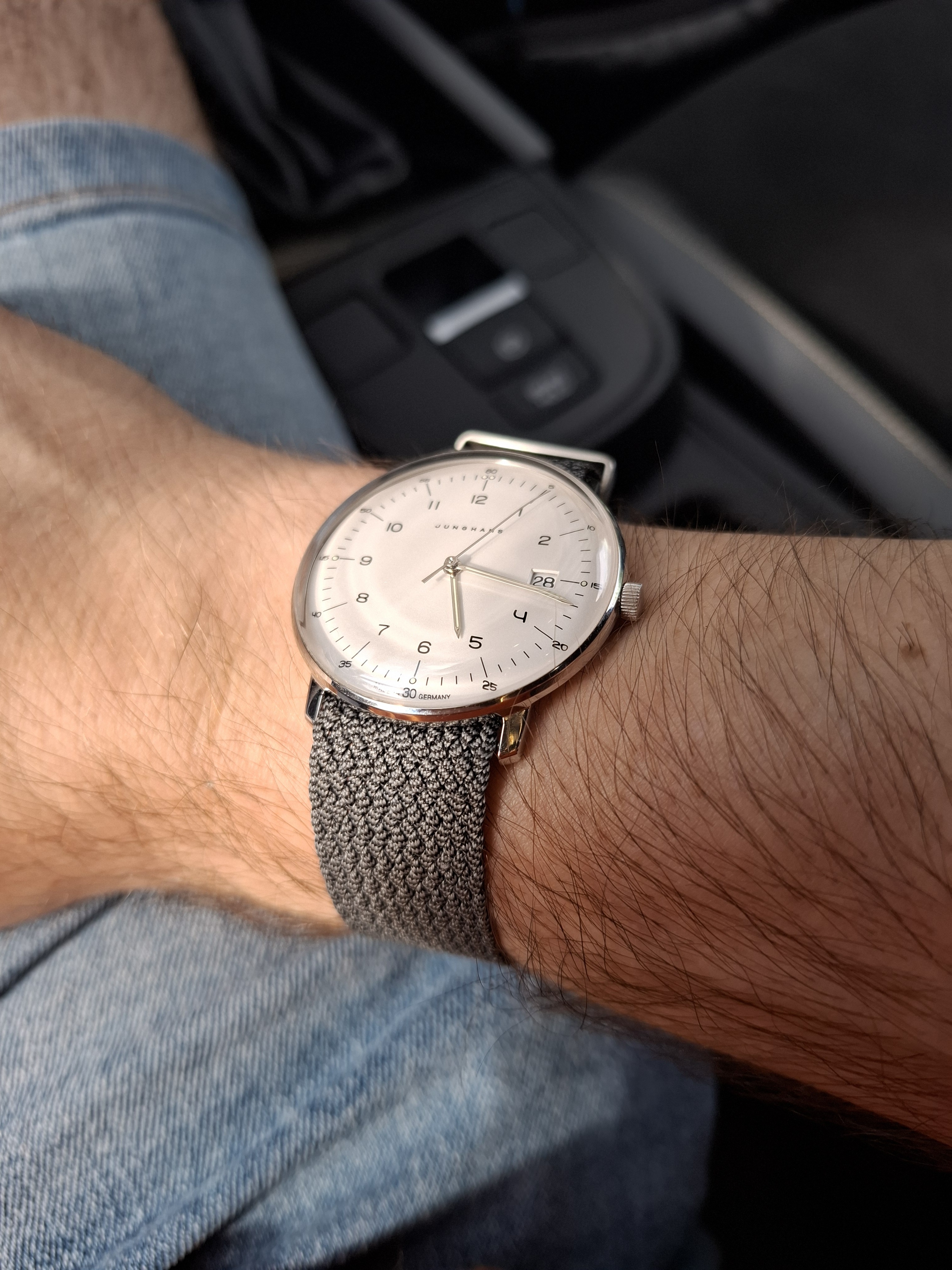 Le club des heureux propriétaires de Junghans. - Page 23 K8bj