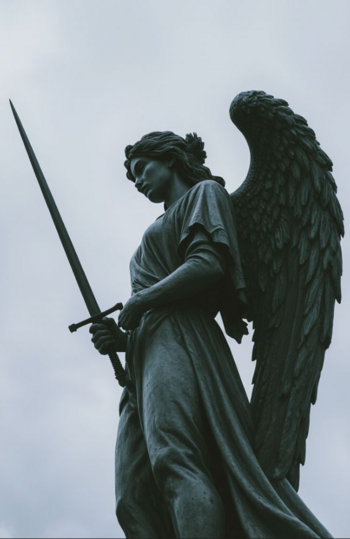 Statue de Velestra