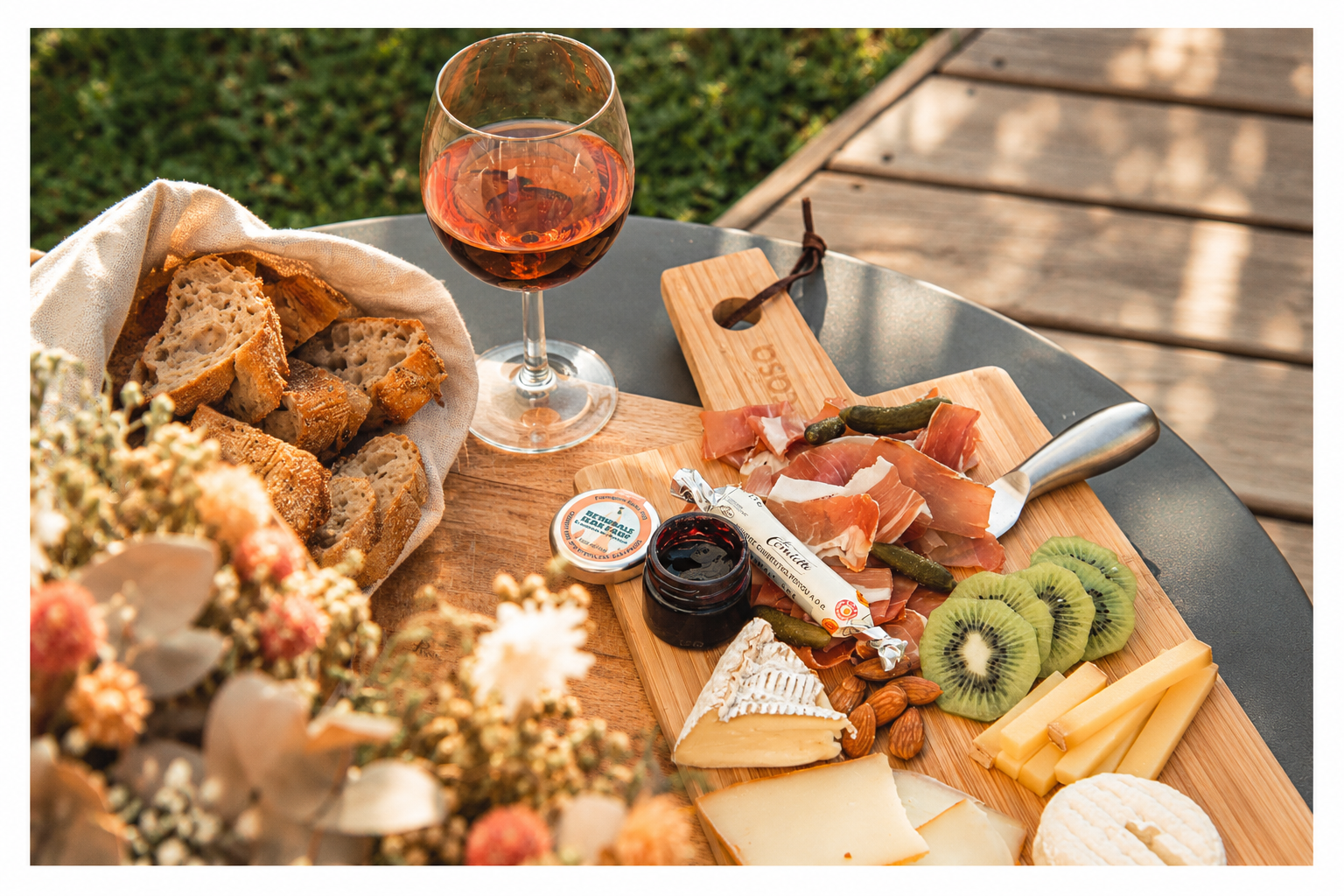 Planche apéritive gourmande à partager à Ker Amice, près de Bordeaux