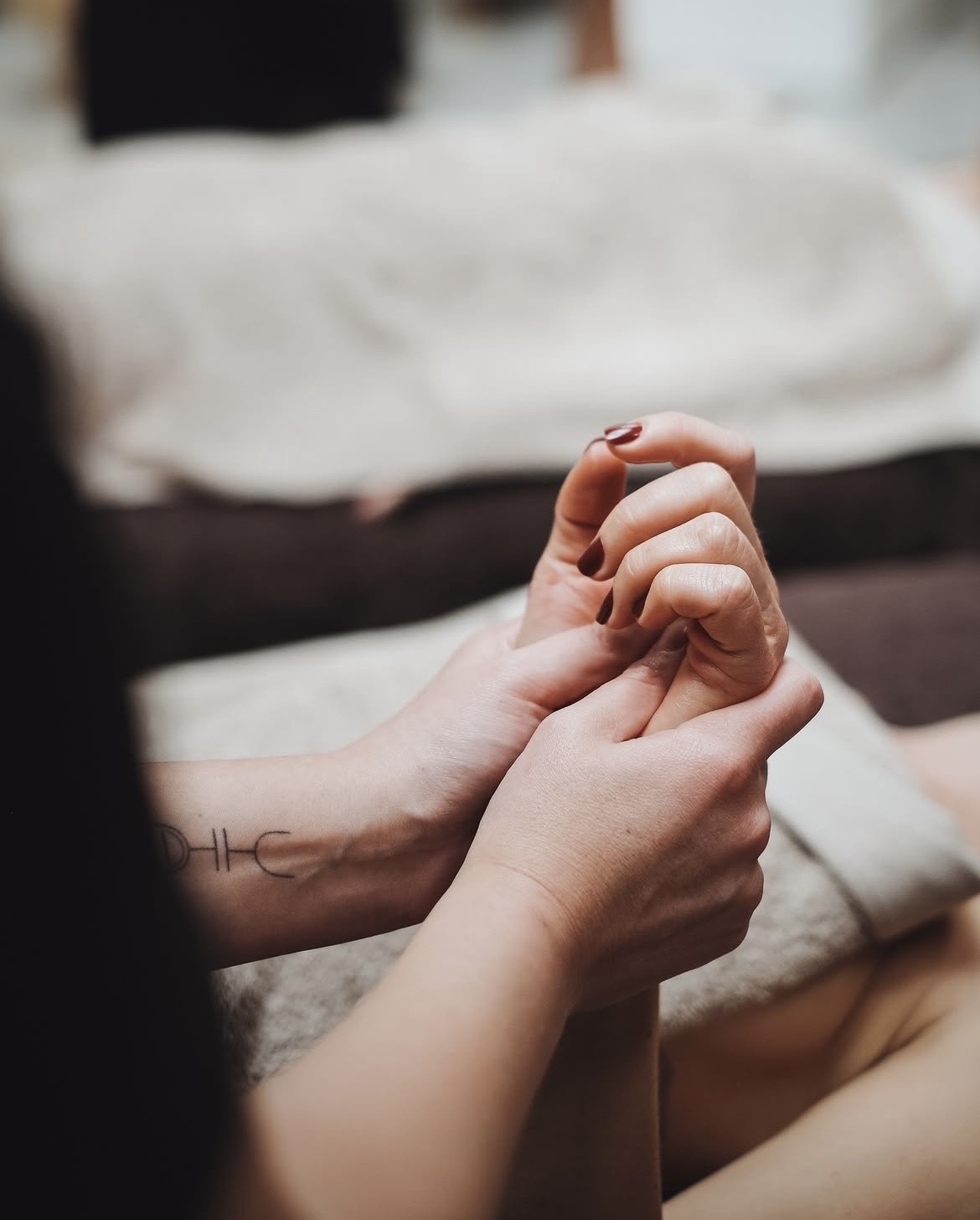 Massage bien-être proposé aux hôtes de Ker Amice, près de Bordeaux
